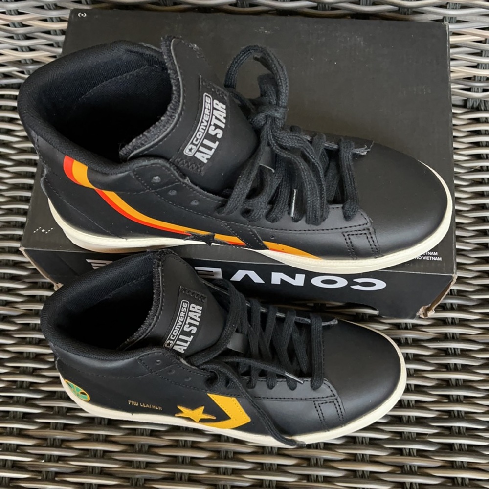 Converse Pro Leather Hi Black/University Gold/White WMNS - Picture 3 of 16